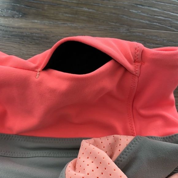 🍁50% Off Sale 🍁 VSX Sport Crops Victoria Secrets - Picture 5 of 8